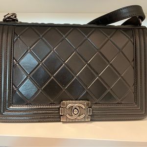Chanel boy bag